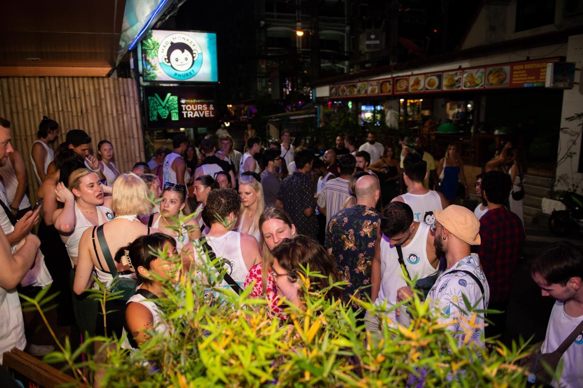 Mad Monkey Phuket Hostel Patong Exterior photo